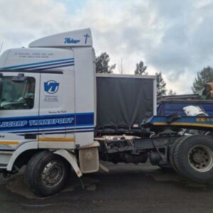 2015 Mercedes Benz Actros 1844