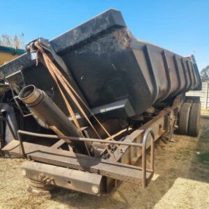 2006 Top Trailers Tri Axle Sloper (JHB)