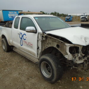 2013 TOYOTA Hilux 2.5D-4D (PLZ)