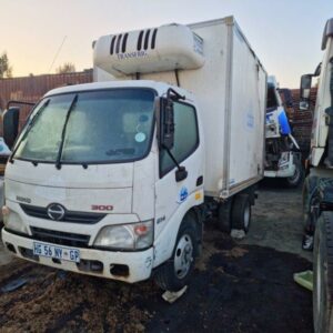 2012 HINO 300 (PMB)