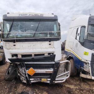 2015 VOLVO FH440 (JHB)