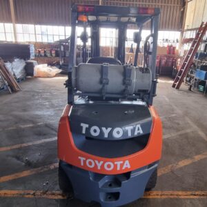 2010 TOYOTA Forklift GAS/PETROL 2ton (JHB)
