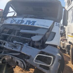 2015 MERCEDES BENZ Actros 3344 (JHB)